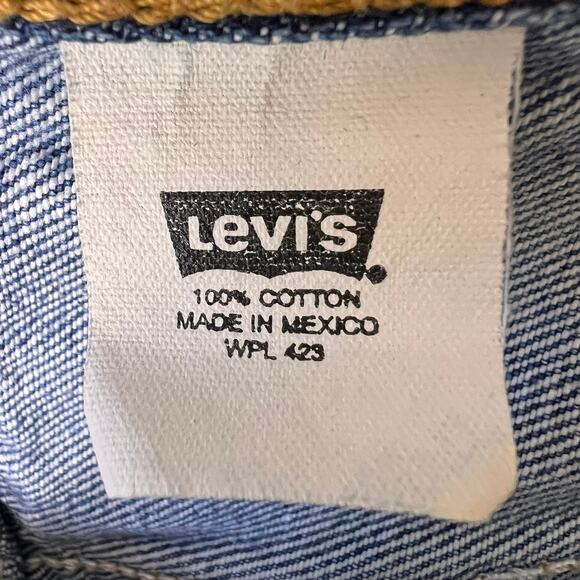 Levis Jeans Mens Size 32 X 30 Blue 501 Button Fly Medium Wash 100% Cotton - Picture 2 of 16